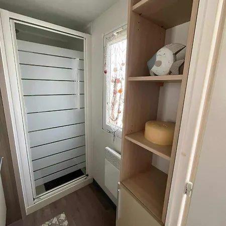 Nordsee-glamping Mobilheim 2416 펜션
